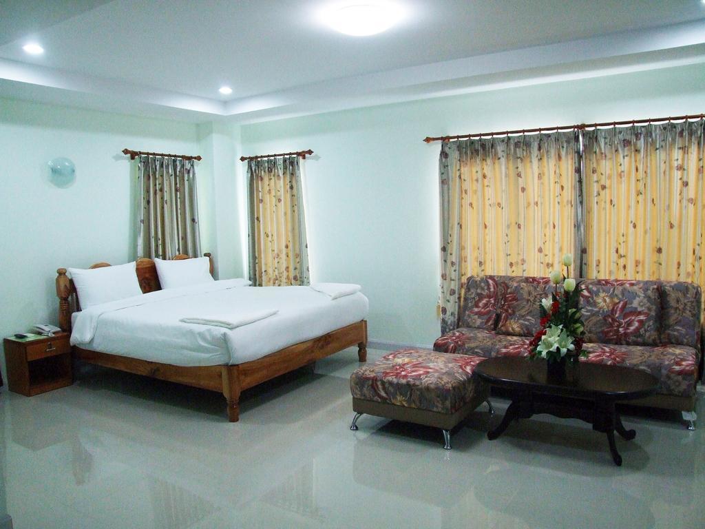 Hotel Ruan Rim Nam Roi Et Zimmer foto