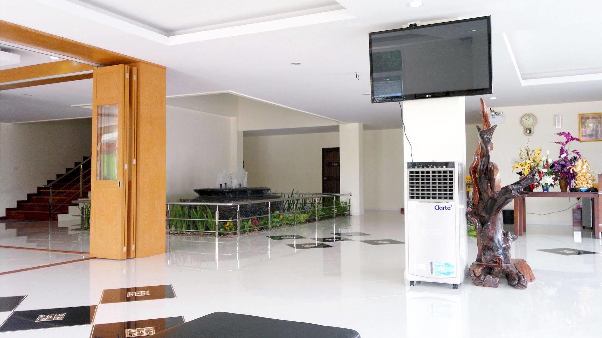 Hotel Ruan Rim Nam Roi Et Exterior foto